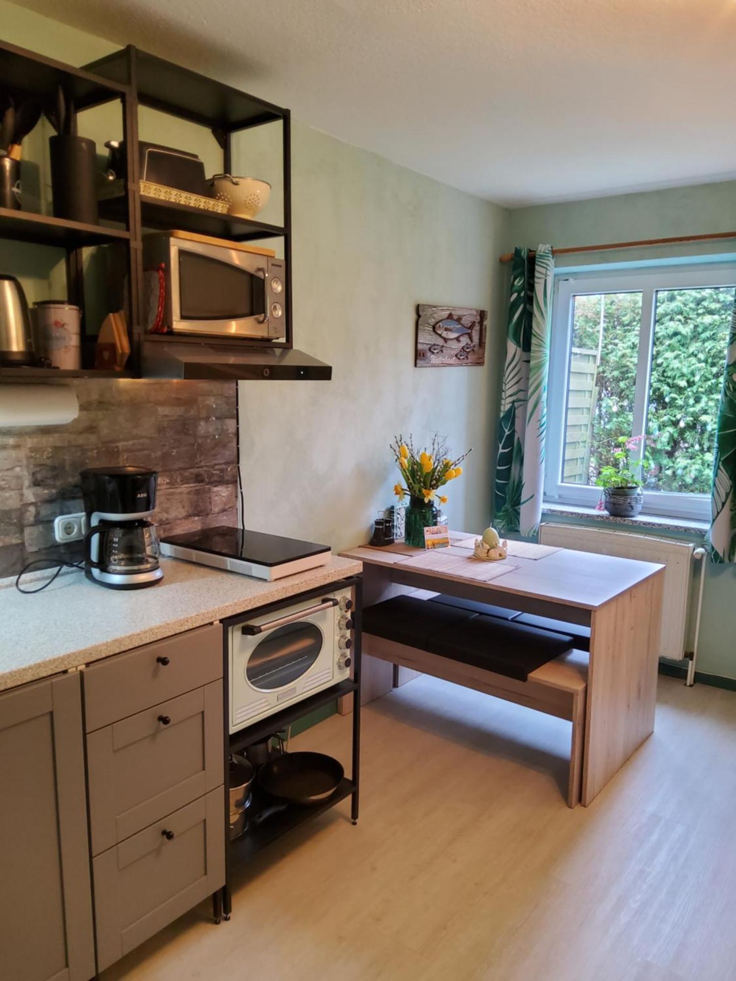 Studio-Apartment Mit Kleinem Gartenanteil Burg auf Fehmarn Luaran gambar