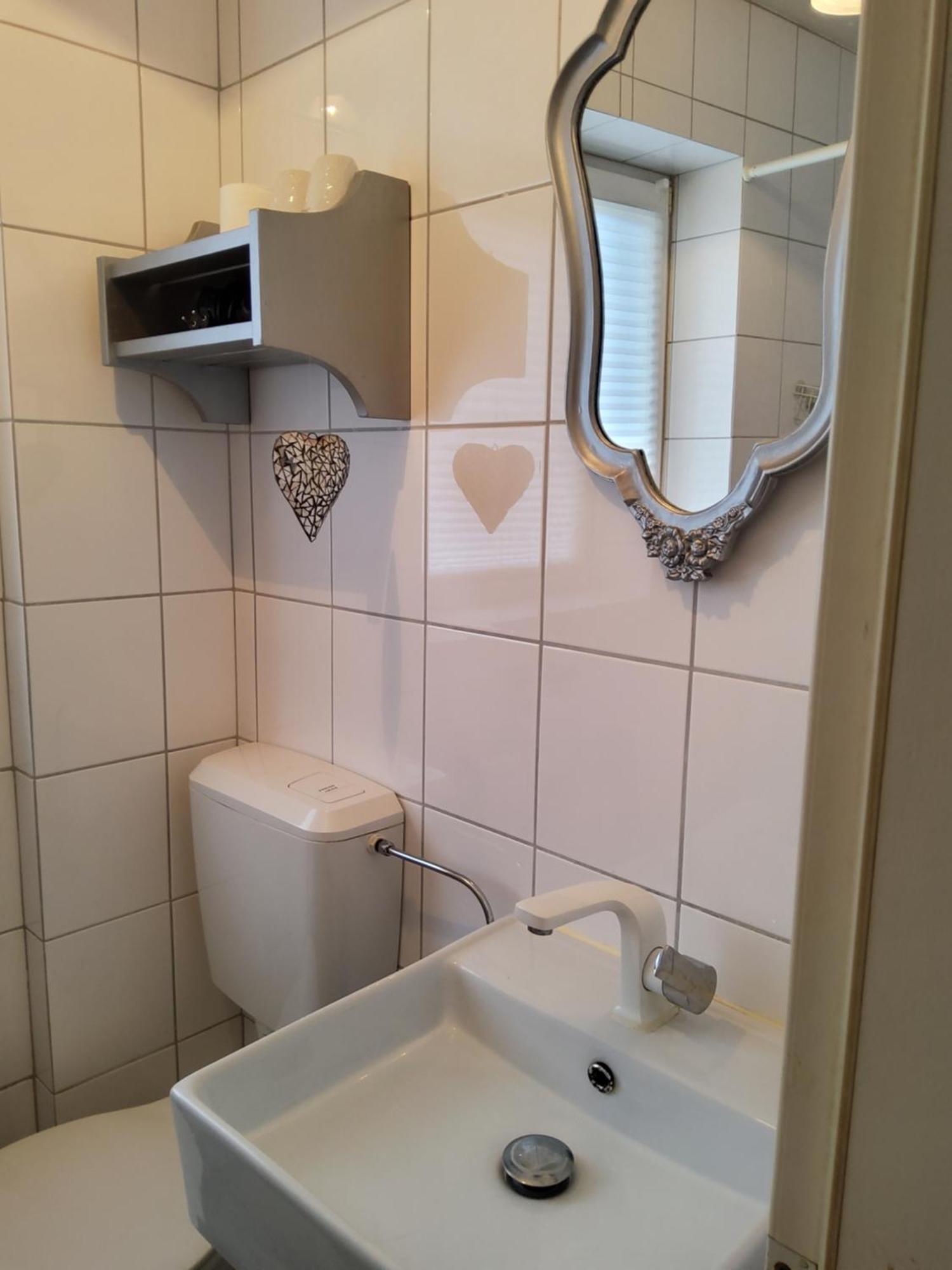 Studio-Apartment Mit Kleinem Gartenanteil Burg auf Fehmarn Luaran gambar